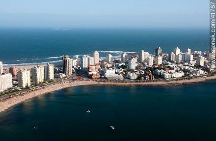 Península de Punta del Este. Parada 1 de Playa Mansa. - Punta del Este y balnearios cercanos - URUGUAY. Foto No. 41767