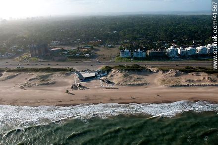 Brava beach. Parador Ocean Palace.  - Punta del Este and its near resorts - URUGUAY. Photo #41567