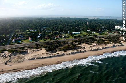 Playa Brava - Punta del Este y balnearios cercanos - URUGUAY. Foto No. 41562