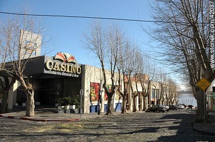 Casino of Colonia del Sacramento at  Rivadavia and Washington Barbot St. - Department of Colonia - URUGUAY. Photo #42087