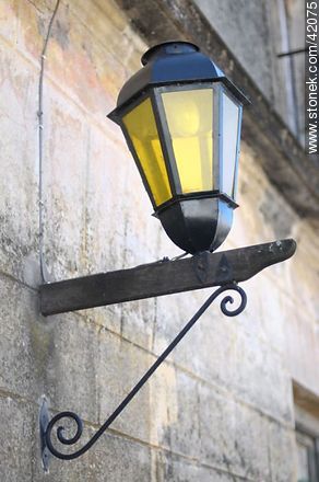 Lamp - Department of Colonia - URUGUAY. Photo #42075