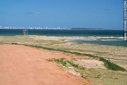 Parada 39 Playa Mansa. Punta Piedras del Chileno - Punta del Este y balnearios cercanos - URUGUAY. Foto No. 42264