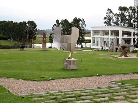 Pablo Atchugarry foundation. Outdoor exposure.  Miguel Battegazzore's sculpture. - Punta del Este and its near resorts - URUGUAY. Photo #42156