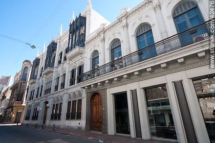 Junta Departamental de Montevideo en la calle 25 de Mayo. - Departamento de Montevideo - URUGUAY. Foto No. 42476