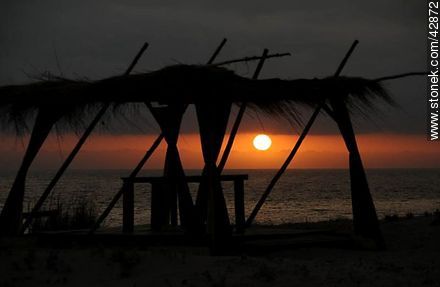 Sunset at sea. - Department of Maldonado - URUGUAY. Photo #42872