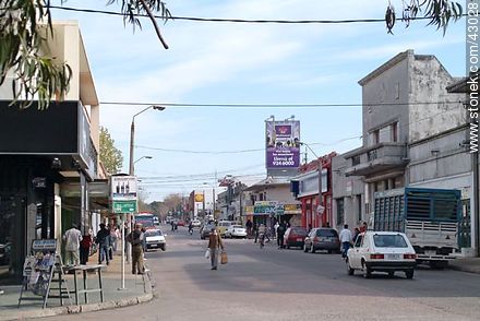 Downtown La Paz - Department of Canelones - URUGUAY. Foto No. 43028