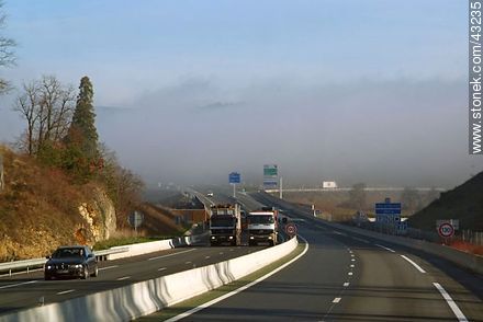 E70 motorway east - Region of Aquitaine - FRANCE. Foto No. 43235