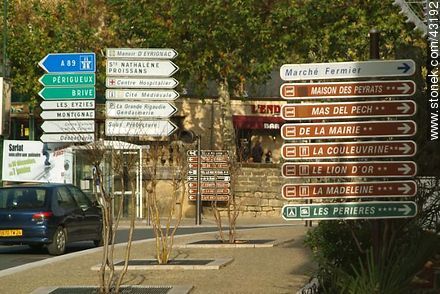 Sarlat-la-Canéda.  - Region of Aquitaine - FRANCE. Photo #43192