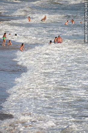 Waves of the sea shore - Department of Maldonado - URUGUAY. Photo #43487