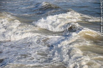 Waves of the sea shore - Department of Maldonado - URUGUAY. Photo #43482