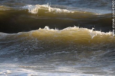 Waves in the beach - Department of Maldonado - URUGUAY. Photo #43450