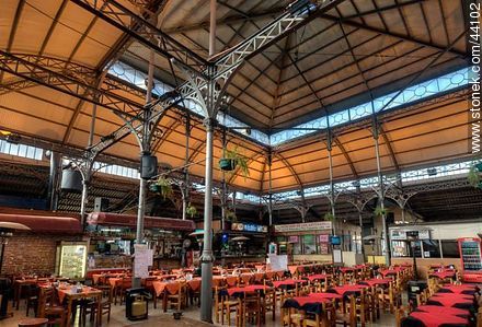 Restaurantes del Mercado de la Abundancia - Departamento de Montevideo - URUGUAY. Foto No. 44102