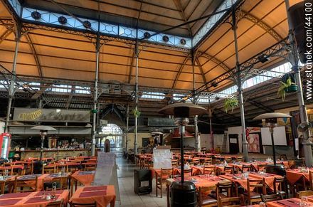 Restaurantes del Mercado de la Abundancia - Departamento de Montevideo - URUGUAY. Foto No. 44100