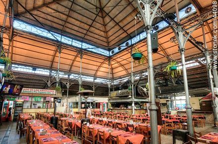 Restaurantes del Mercado de la Abundancia - Departamento de Montevideo - URUGUAY. Foto No. 44098