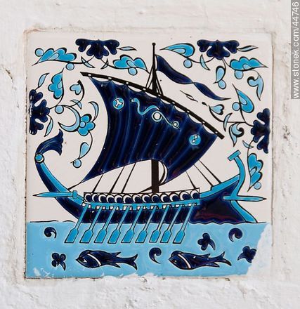 Pintura de galeón sobre azulejo - Departamento de Florida - URUGUAY. Foto No. 44746