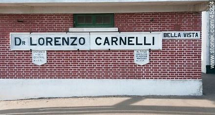 Estación Lorenzo Carnelli en Bella Vista. - Departamento de Montevideo - URUGUAY. Foto No. 45224