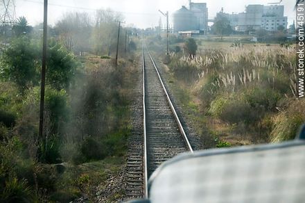 Vista desde la locomotora - Departamento de Montevideo - URUGUAY. Foto No. 45191