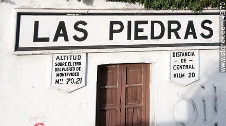 Estación Las Piedras - Departamento de Montevideo - URUGUAY. Foto No. 45170