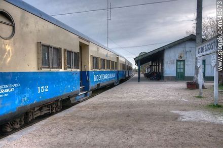 25 de Agosto Station. - Department of Montevideo - URUGUAY. Foto No. 45073
