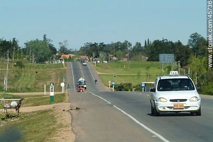 Taxi in Route 101 - Department of Canelones - URUGUAY. Photo #45736