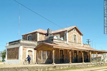 Pando Train Station - Department of Canelones - URUGUAY. Foto No. 45701