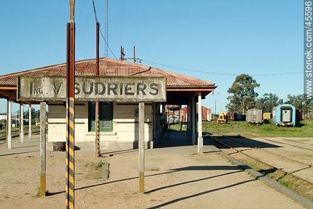 Empalme Olmos.  Sudriers train station. - Department of Canelones - URUGUAY. Photo #45596