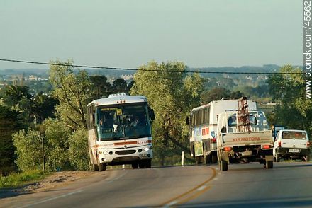 Route 101. - Department of Canelones - URUGUAY. Photo #45562