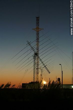 Antennas of the Navy - Department of Montevideo - URUGUAY. Photo #45945