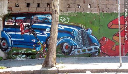 Grafiti  del Centro  - Departamento de Montevideo - URUGUAY. Foto No. 45975