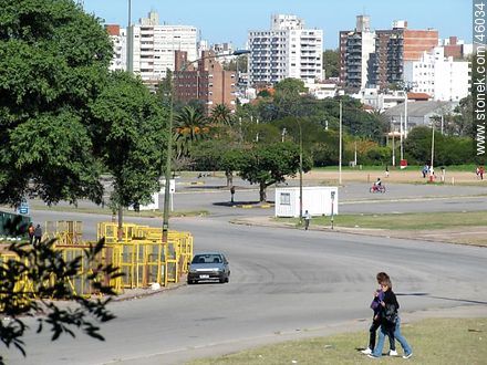 Avenida Federico Vidiella - Departamento de Montevideo - URUGUAY. Foto No. 46034