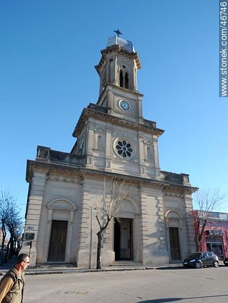 Iglesia Nuestra Señora del Rosario - Departamento de Colonia - URUGUAY. Foto No. 46746