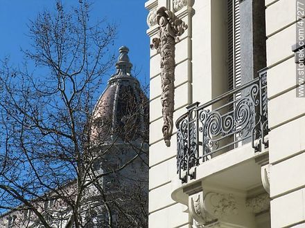 Palacio Francisco Piria. Dome of Palacio Montero. - Department of Montevideo - URUGUAY. Photo #47277