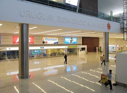 Aeropuerto Internacional de Carrasco - Departamento de Canelones - URUGUAY. Foto No. 47875