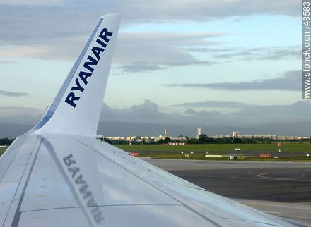 Ryanair - Ireland - BRITISH ISLANDS. Photo #48583