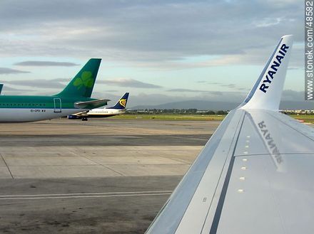 Aer Lingus and Ryanair - Ireland - BRITISH ISLANDS. Foto No. 48582