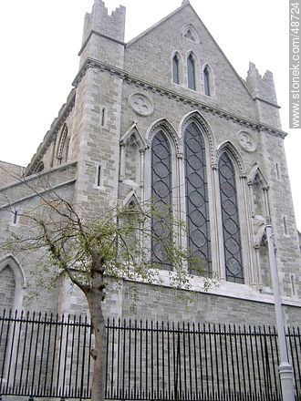 Lateral de una iglesia - ireland - ISLAS BRITÁNICAS. Foto No. 48724