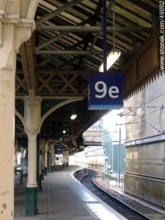 Edinburgh Waverley Railway Station.  - Scotland - BRITISH ISLANDS. Foto No. 49062