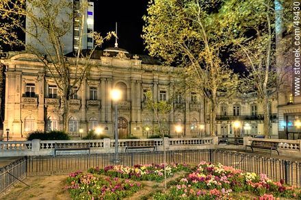 Teatro Ateneo de Montevideo and Pedagogical Museum from Plaza Cagancha - Department of Montevideo - URUGUAY. Photo #49430
