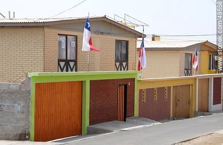 Casas abanderadas por el bicentenario del 18 de setiembre de 2010. Barrio Mirador del Pacífico. - Chile - Otros AMÉRICA del SUR. Foto No. 49558