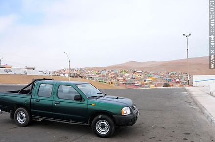 Camioneta verde en el Cerro de la Cruz - Chile - Otros AMÉRICA del SUR. Foto No. 50073