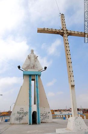 Cross of Cerro de la Cruz. Virgen de las Peñas. - Chile - Others in SOUTH AMERICA. Photo #50062