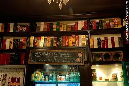 Bar y Almacén La Giraldita. - Department of Montevideo - URUGUAY. Photo #50173