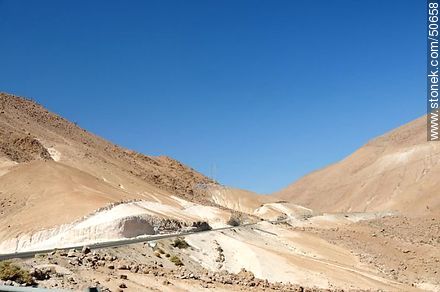 Ruta 11 de Chile entre los Andes - Chile - Otros AMÉRICA del SUR. Foto No. 50658