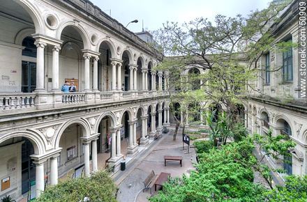 Facultad de Derecho. - Departamento de Montevideo - URUGUAY. Foto No. 50909