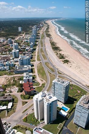 Avenida Chiverta y Rambla de la Playa Brava - Punta del Este y balnearios cercanos - URUGUAY. Foto No. 51353