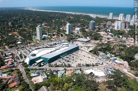 Punta Shopping Mall in Roosevelt Ave. - Punta del Este and its near resorts - URUGUAY. Photo #51327