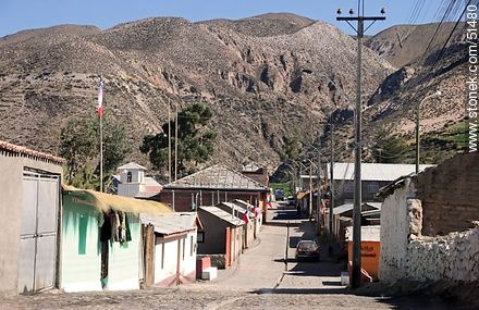 Putre street to the mountains - Chile - Others in SOUTH AMERICA. Photo #51480