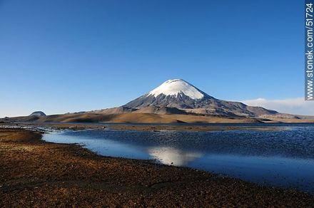 Parinacota volcano.  lake Chungará. - Chile - Others in SOUTH AMERICA. Photo #51724