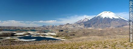 Volcán Parinacota y lagunas de Cotacotani - Chile - Otros AMÉRICA del SUR. Foto No. 51790