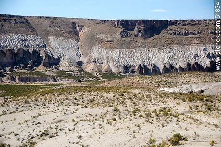 Terreno estratificado - Bolivia - Otros AMÉRICA del SUR. Foto No. 51834